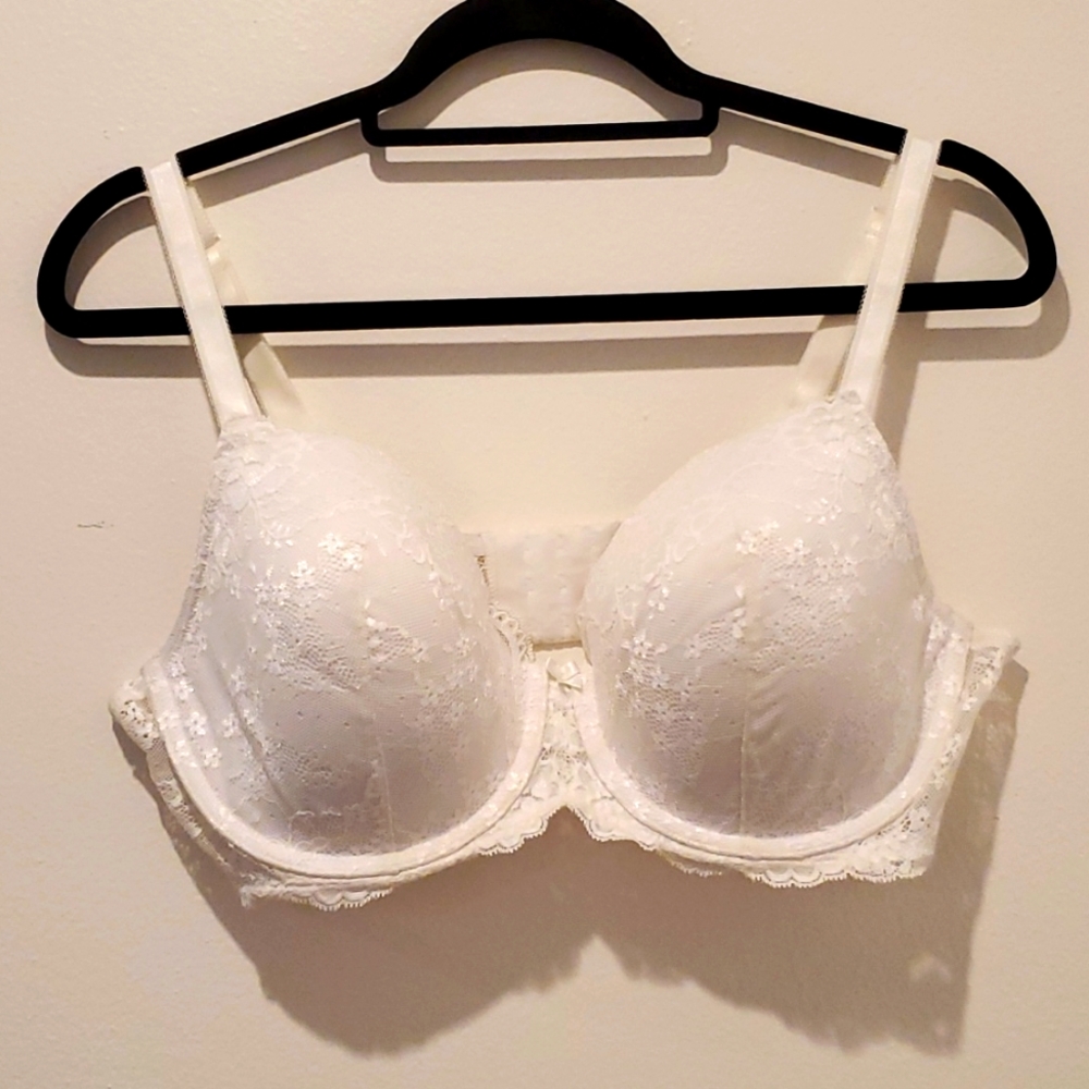 NWOT💗 Victoria Secret Angels Bra